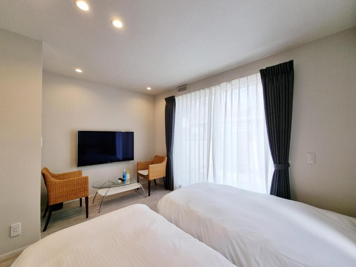 Lien 西新宿 Apartment Tokyo Bagian luar foto